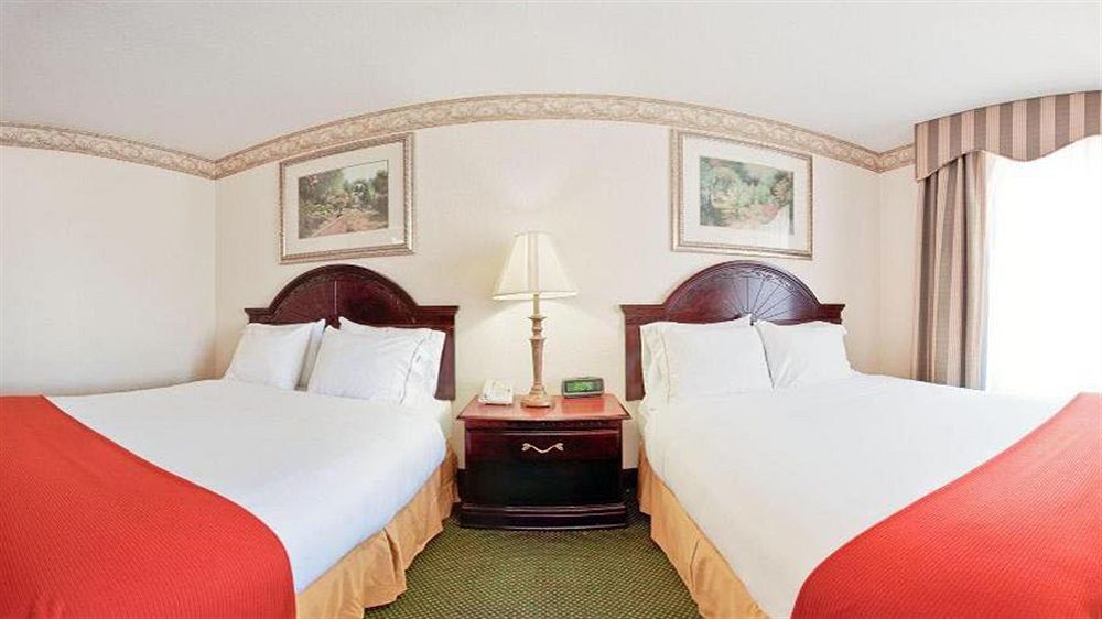 Holiday Inn Express Hotel & Suites Gainesville By Ihg Buitenkant foto