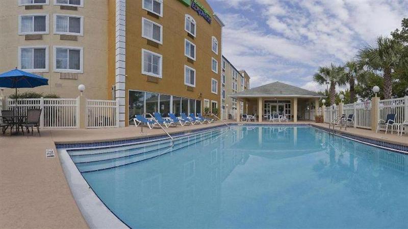 Holiday Inn Express Hotel & Suites Gainesville By Ihg Buitenkant foto