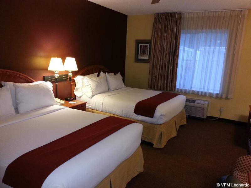 Holiday Inn Express Hotel & Suites Gainesville By Ihg Buitenkant foto