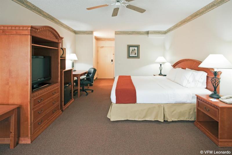 Holiday Inn Express Hotel & Suites Gainesville By Ihg Buitenkant foto